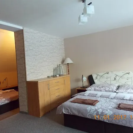 Jas * Liptovsky Mikulas