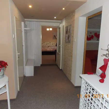 Jas * Liptovsky Mikulas